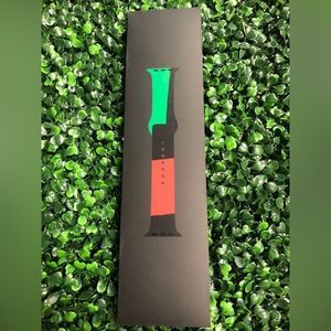 NIB sealed Apple Sport Band Space Black Stainless Steel Pin 44mm